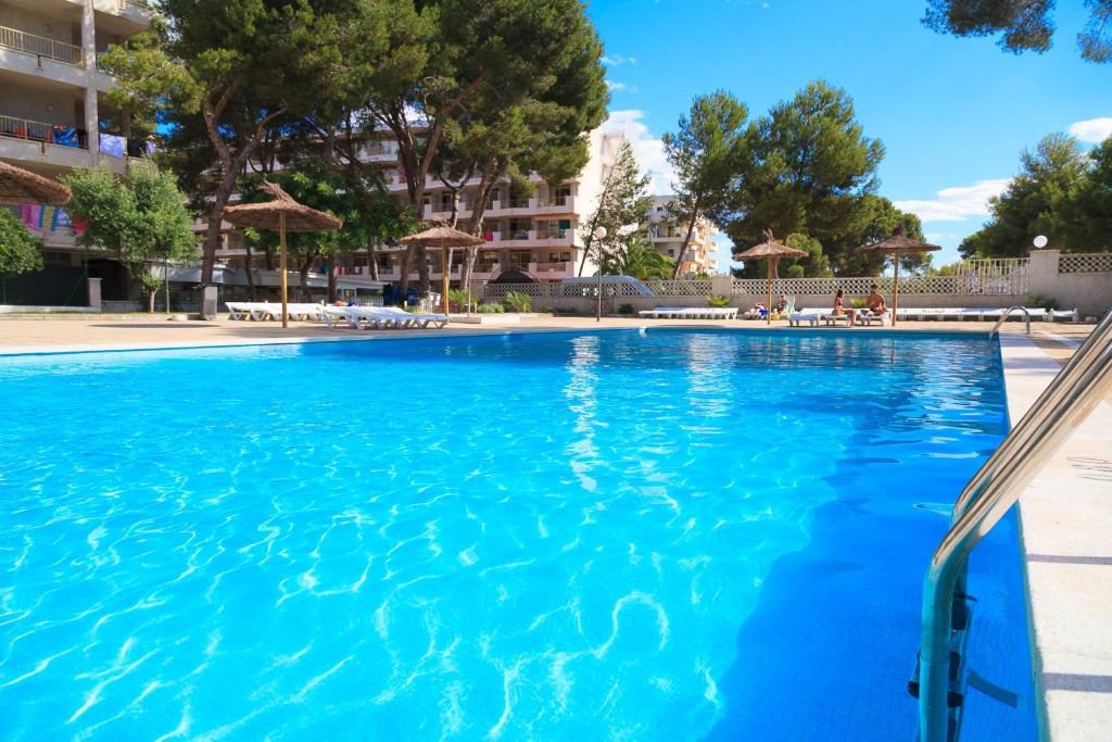🇪🇸 Salou: lot + 6 nocy od 669 zł/os — hotel w cenie